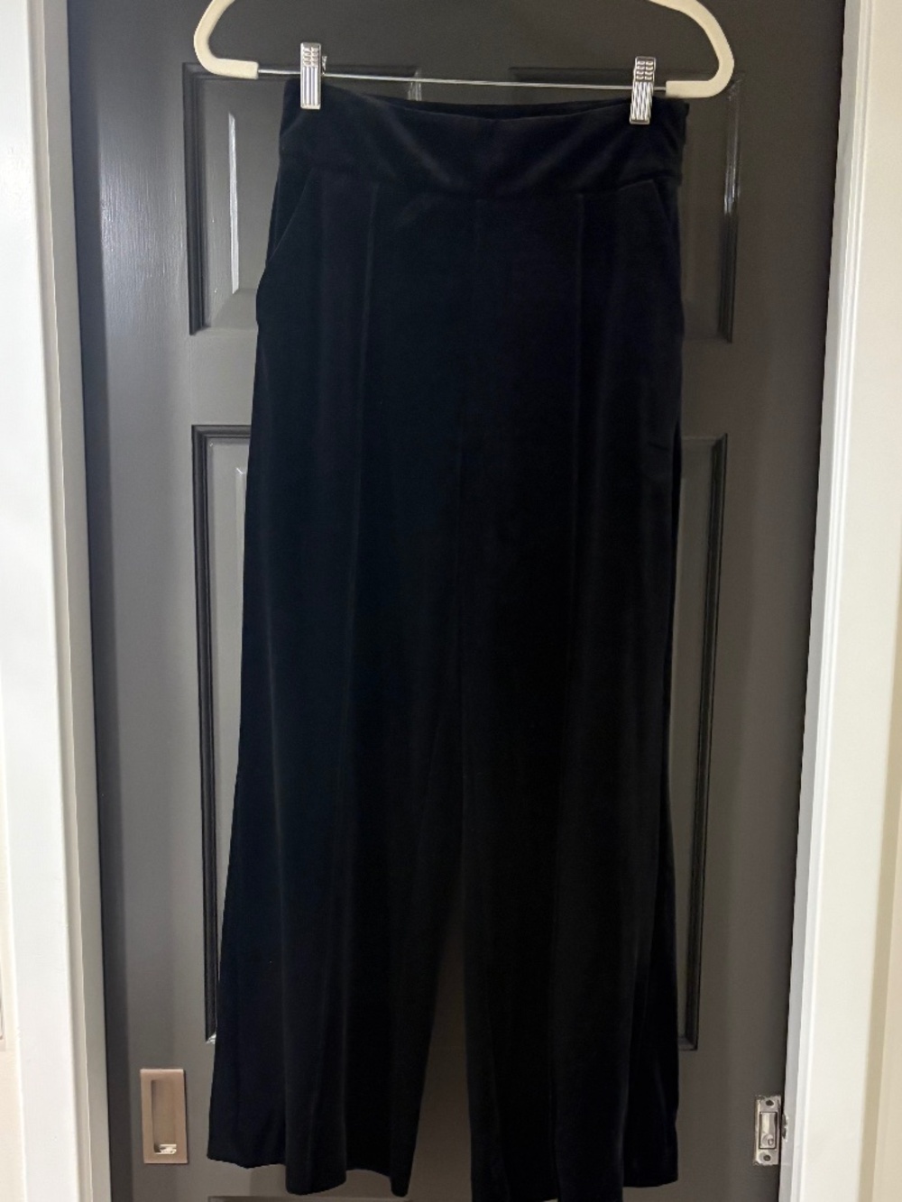 INC International Concepts Black Velvet Wide-Leg Pants – Size Small